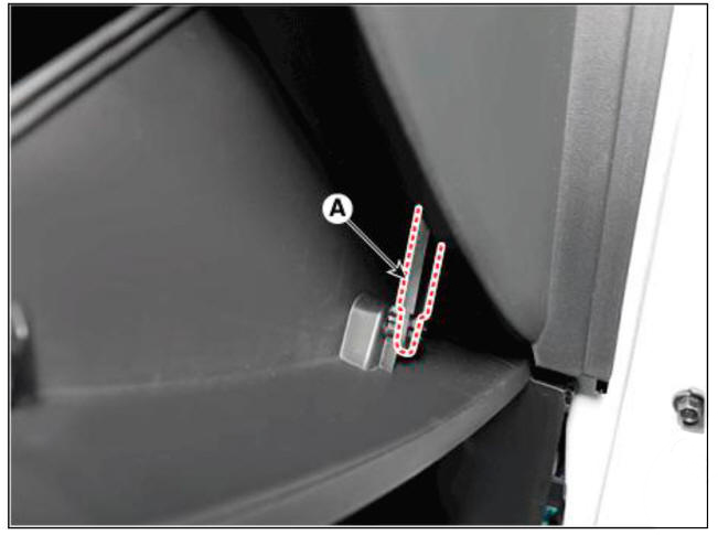 Glove box
