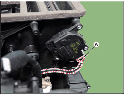 (5) Disconnect the intake actuator connector (A).